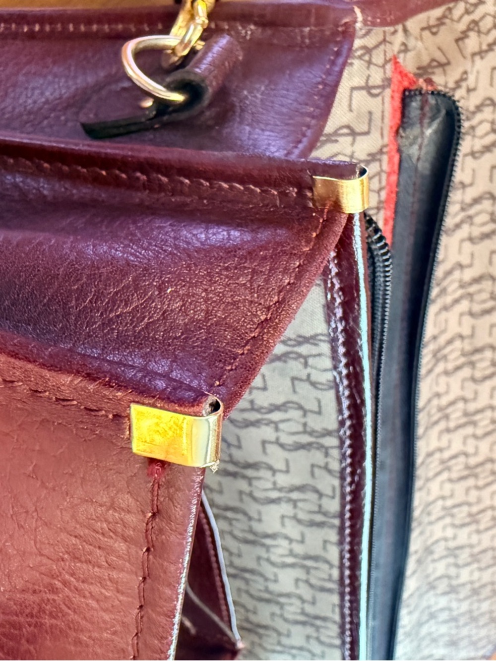 YSL Rare Vintage Portfolio Leather Briefcase in Burgundy with Gold hardware - Picture 9 of 16